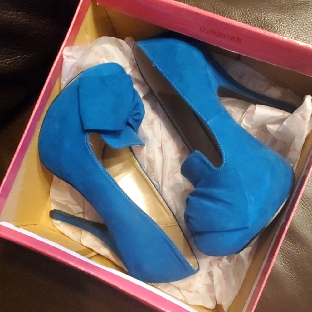Shoes
